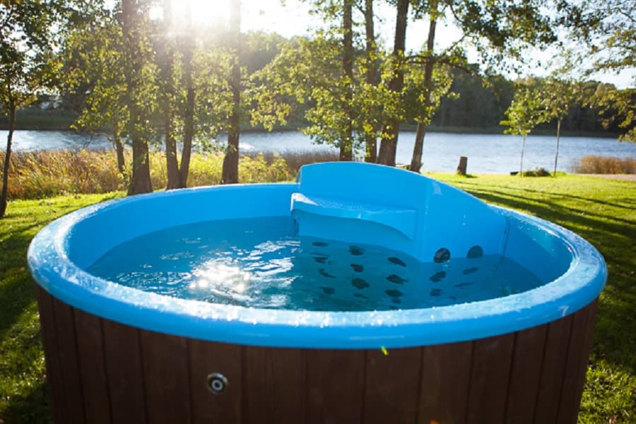 Integrated Design Hot Tub